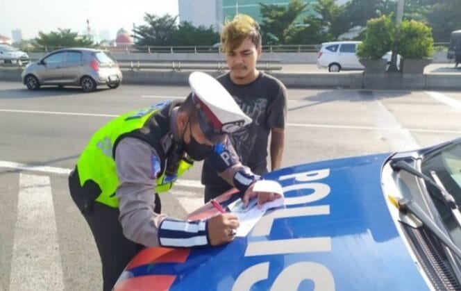 
Dua Pekan Operasi Patuh Jaya, Ditlantas Polda Metro Jaya Catat 38.738 Pelanggar