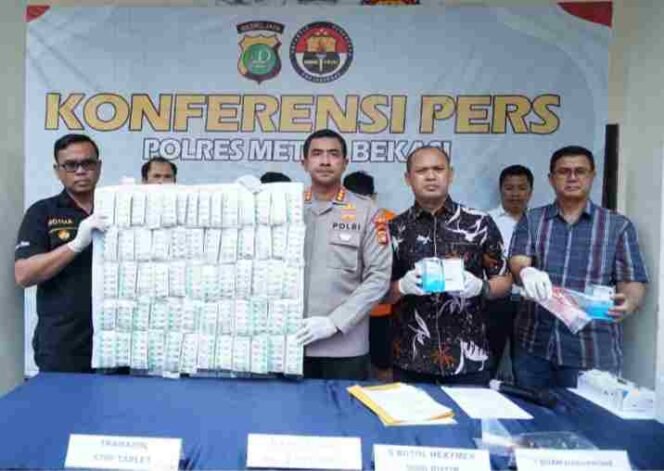 
Press Release Polres Metro Bekasi: Penangkapan Pengedar Obat Keras di Kabupaten Bekasi.