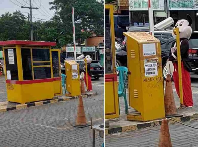 
Lahan Parkir Tokma Toserba Cibitung. (Doc: Istimewa)