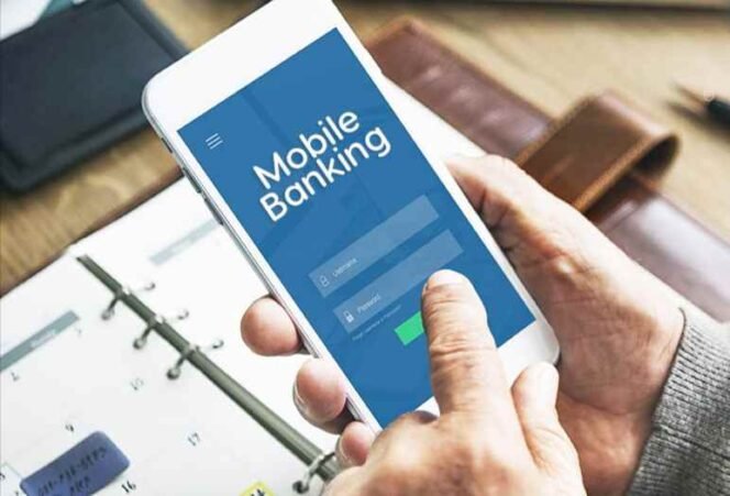
Ilustrasi Mobile Banking. (Doc: Istimewa)