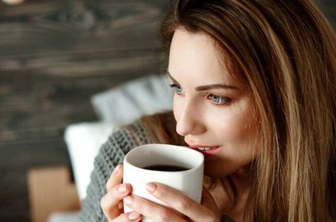 
Ilustrasi Minum Kopi. (Dok: Istimewa)