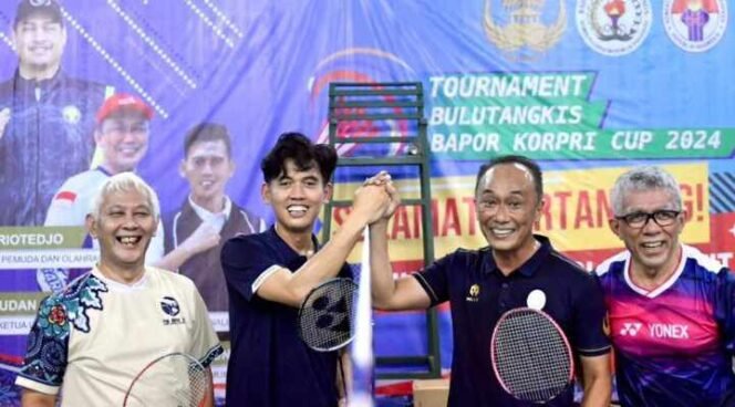 
Turnamen Bulutangkis Bapor Korpri Cup 2024, di GOR Kemenpora, Senayan, Jakarta, Kamis (13/6/2024). (Dok: Istimewa)