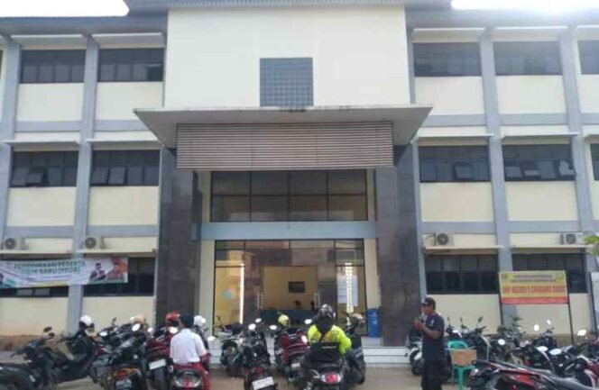 
Sekolah Menengah Pertama (SMP) Negeri 5 Cikarang Barat, Kabupaten Bekasi. (Dok: Istimewa)