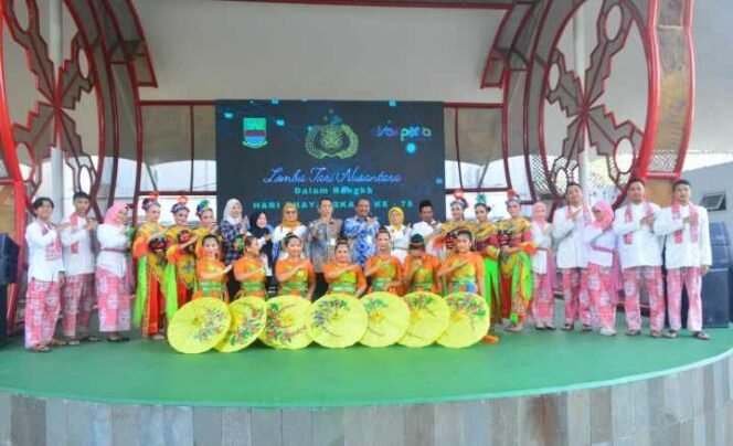 Tari Kembang Bekasi Meriahkan Perayaan HUT Bhayangkara ke-78. (Dok: Istimewa)