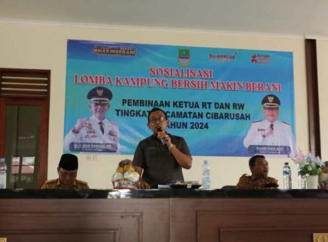 
Kepala Dinas Lingkungan Hidup Syaffri Donny Sirait. (Dok: Istimewa)