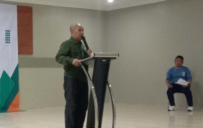 
Kepala Desa Tamansari Setu, M. Jahi Hidayat, saat membuka acara Bimtek RT/RW desa Tamansari. (Dok: Istimewa)