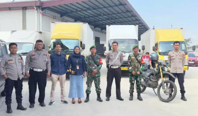 
Penerimaan Logistik Pilkada PPK Setu. (Dok: Istimewa)