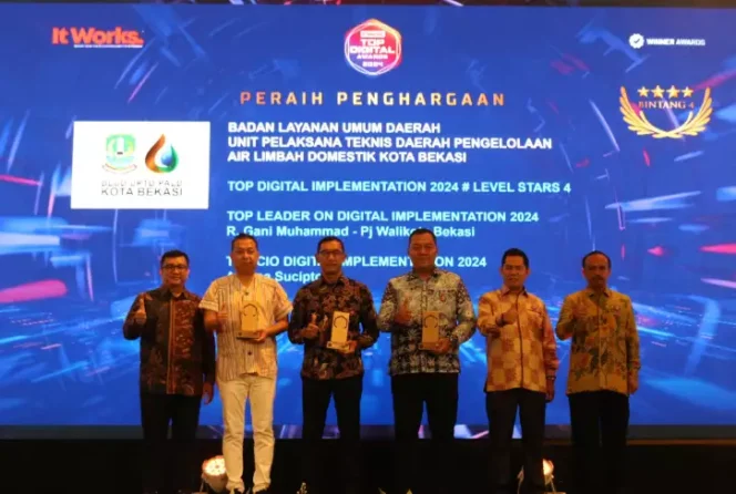 
BLUD UPTD PALD Kota Bekasi Terima Penghargaan TOP DIGITAL AWARD 2024. (Dok: Istimewa)
