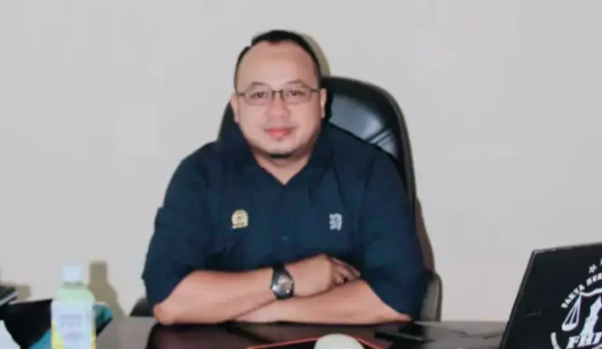 
Ketua PWI Bekasi Raya, Ade Muksin. (Dok: Istimewa)