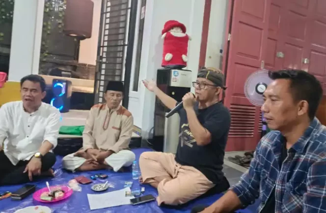 
Ketua Umum AOB, H. Zaenal Abidin, dalam Rakor AOB. (Dok: Istimewa)