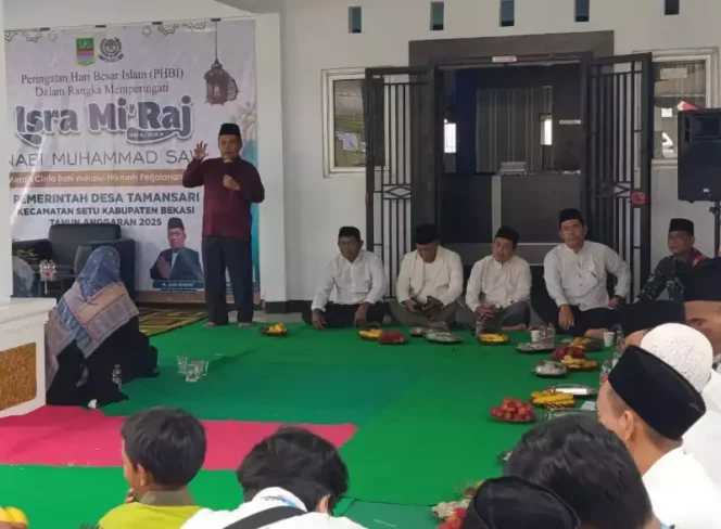 
Pemerintah desa Tamansari Setu, menggelar acara memperingati Isra Mi'raj 1446 Hijriyah. (Dok: Istimewa)