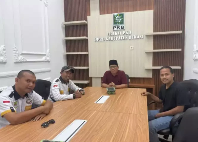 
LSM Garda Bekasi Diskusi dengan Komisi IV DPRD Kabupaten Bekasi Fraksi PKB. (Dok: Istimewa)