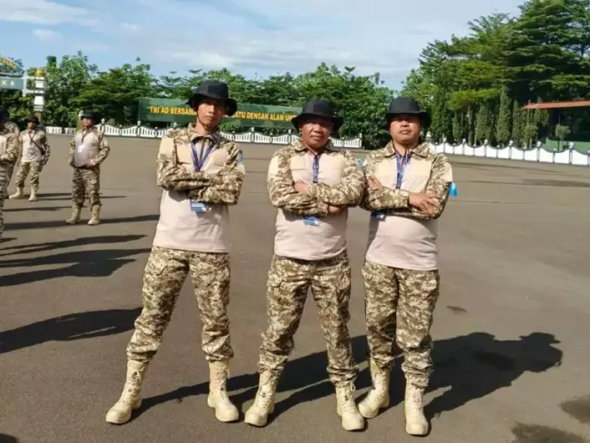 
Pemerintah Desa Lubangbuaya, Kecamatan Setu, Kabupaten Bekasi mengikuti pelatihan pembentukan karakter perangkat Desa Kabupaten Bekasi. (Dok: Istimewa)