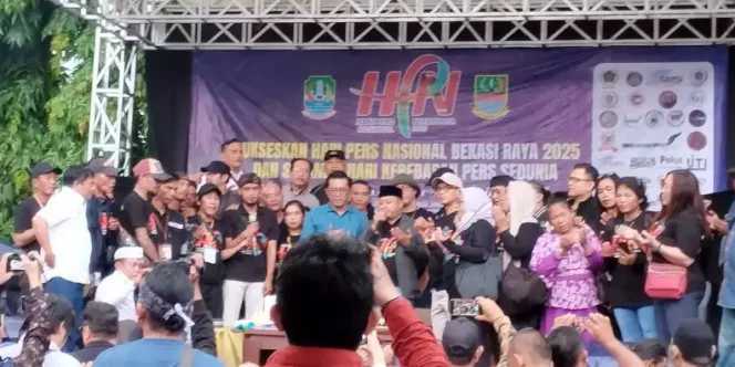 
Perayaan Hari Pers Nasional (HPN) Bekasi Raya 2025 di Gedung Juang Bekasi. (Dok: Istimewa)