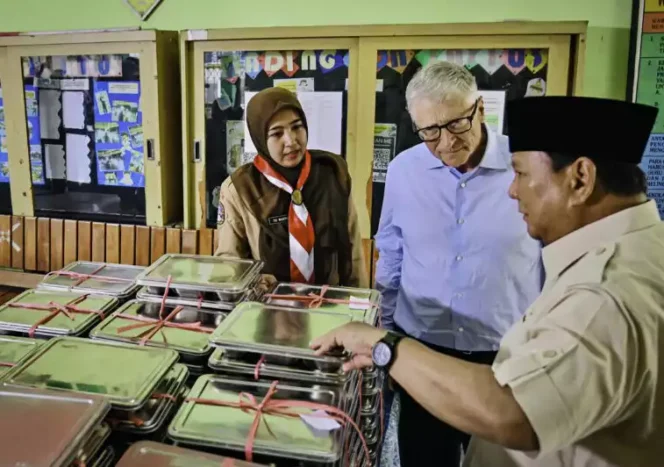 Prabowo Bersama Bill Gates Tinjau MBG di Jakarta. (Dok: Istimewa)