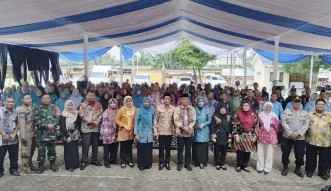 
Verifikasi Program P2WKSS Kabupaten Bekasi 2025 di Desa Cikarageman, Setu. (Dok: Istimewa)