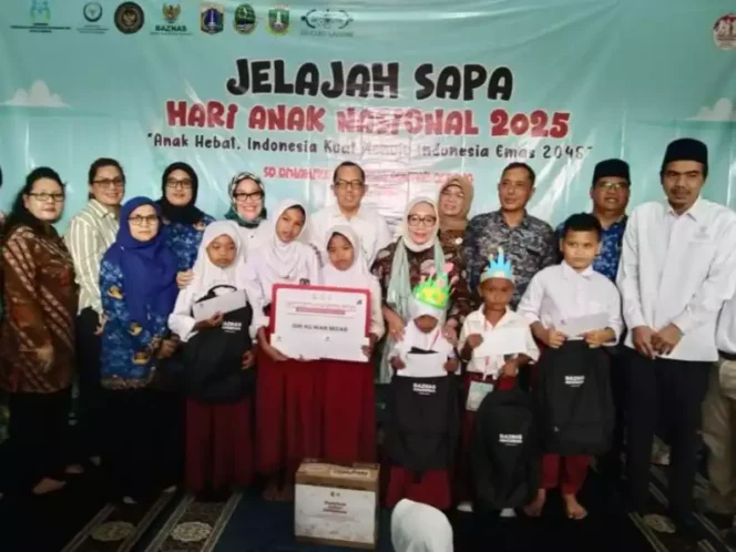 
Menteri PPPA Kunjungi SD Dinamika Indonesia di TPST Bantargebang. (Dok: Istimewa)