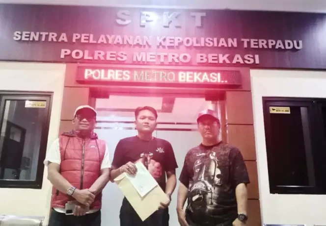 
Anggota Pokja PWI Setu Diintimidasi Lewat WhatsApp, Dituding Dalang Kasus Hukum, Desak Perlindungan Hukum dari APH. (Dok: Istimewa)