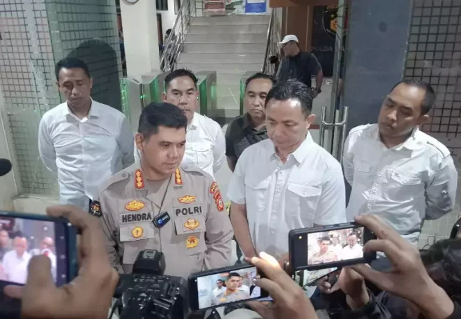 
Kepala Bidang Humas Polda Jawa Barat, Komisaris Besar Polisi Hendra Rochmawan. (Dok: Istimewa)
