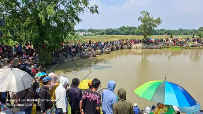 
Acara Mancing Bersama Memeriahkan HUT RI Ke-80 Desa Ciledug, Kecamatan Setu. (Dok: Istimewa)