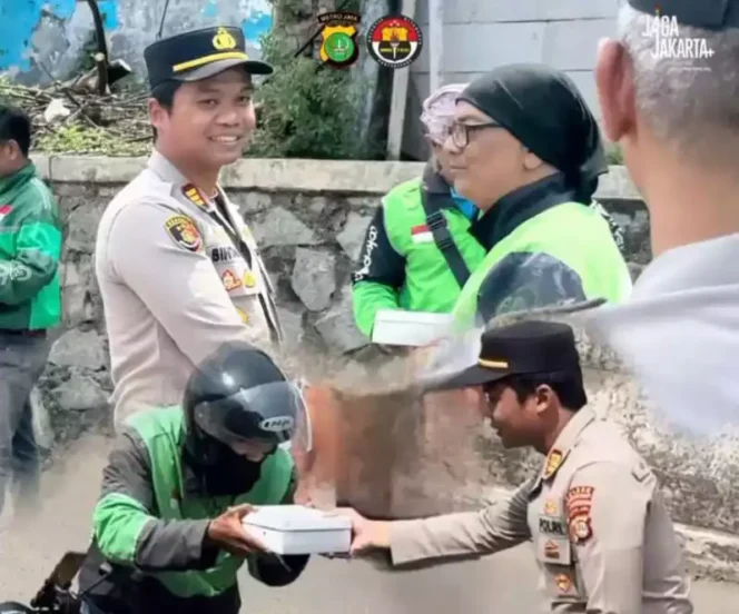 Giat Sosial Polsek Cikarang Barat. (Dok: Istimewa)