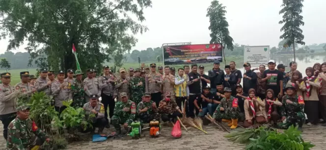 
Koramil 06/Setu menggelar Bakti Teritorial TNI Prima. (Dok: Istimewa)