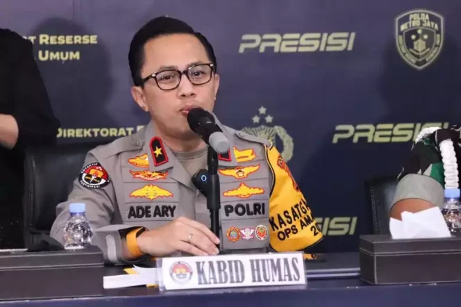 
Polda Metro Jaya Tetapkan 9 Tersangka Kasus Penyekapan dan Penganiayaan di Pondok Aren