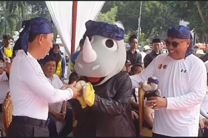 
Kapolri dan Gubernur Dalam Acara Kick Off HPN 2026 Yang Resmi Dibuka di Banten. (Dok: Istimewa)