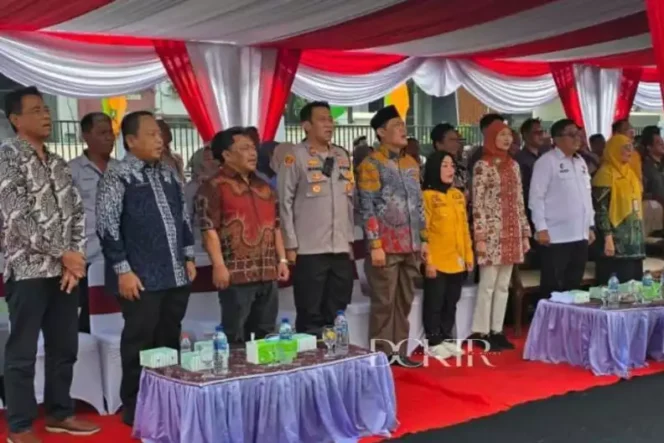 
Kepala DCKTR Kabupaten Bekasi Hadiri Peresmian UPTD PPA dan RPS Ramah Anak Baznas. (Dok: Istimewa)