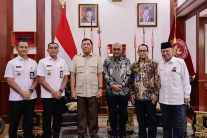 
Audensi PWI Pusat dengan Menhan RI. (Dok: Istimewa)