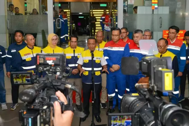 
Menteri ESDM Bahlil Lahadalia Soal Impor Solar. (Dok: Istimewa)