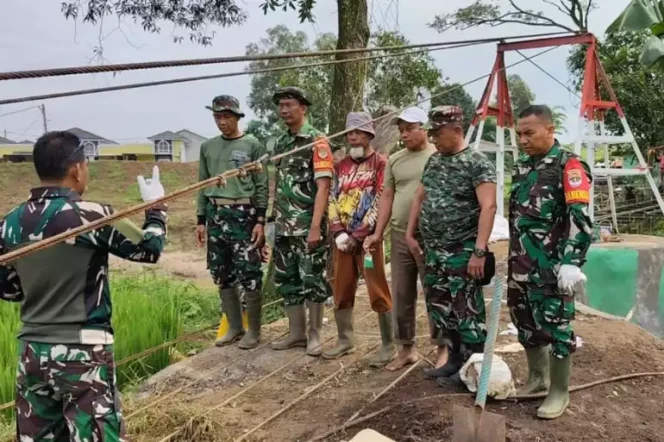 
Renovasi Jembatan Gantung Manggala Sungai Cikarang 2. (Dok: Istimewa)