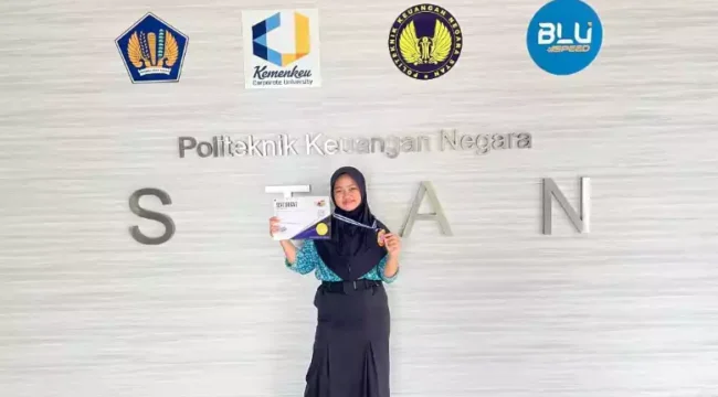 Raden Ratna Khoirunnisa Raka Puteri, siswi Madrasah Tsanawiyah At-Taqwa. (Dok: Istimewa)