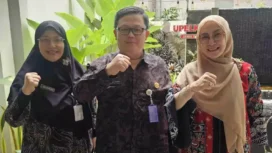 Kepala Dinas Kesehatan Kabupaten Bekasi, Dr. Arief Kurnia/Tengah. (Dok: Istimewa)