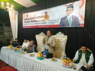 Photo: Anggota DPR RI H. Sudjatmiko  Ajak Warga Jatiasih Perkuat Nilai Kebangsaan Giat Sosialisasi Empat Pilar Kebangsaan (Doc.cam) 