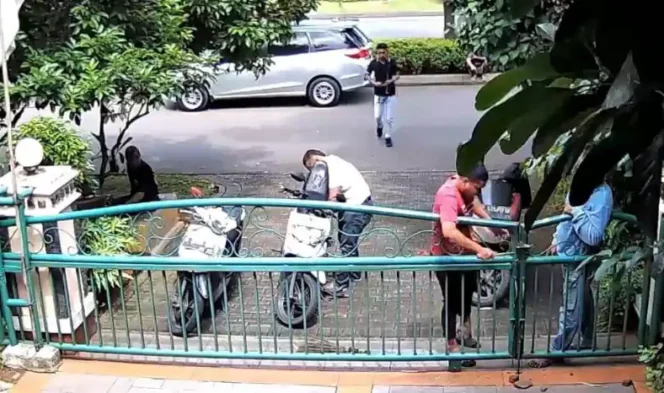 
Rekaman CCTV dari rumah Sri Sukarni. (Dok: Istimewa)