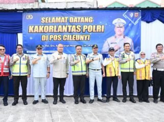Photo: Direktur utama PT jasa Raharja saat dilokasi kesiapan layanan melalui partisipasi dalam survei jalur mudik di wilayah Polda Jawa Barat,  (Doc.Ist) 