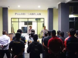 Polsek Babelan, Polres Metro Bekasi, menggelar Apel Patroli Skala Besar. (Dok: Istimewa)