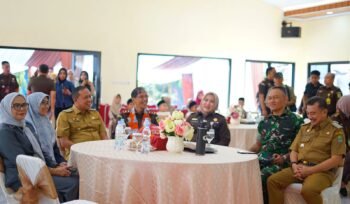 Photo: Walikota Bekasi Tri Adhianto bersama tiga pilar saat resmikan gedung mandala adhyaksa (Doc.Ist) 