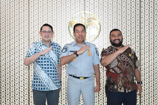 
Photo: Jasa Raharja menggelar pertemuan dengan DPP Organda pada 24 April 2026 di Kantor Pusat Jasa Raharja, Jakarta (Doc.Ist) 
