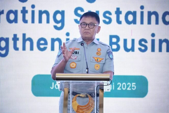 
Photo: Direktur SDM, Umum, dan Teknologi Informasi Jasa Raharja, Rubi Handojo (Doc Ist) 