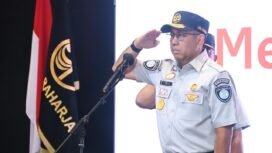 Photo: Direktur utama PT Jasa Raharja Muhammad Awaludin saat memimpin upacara apel hari lahir pancasila 2026 (Doc.Ist) 