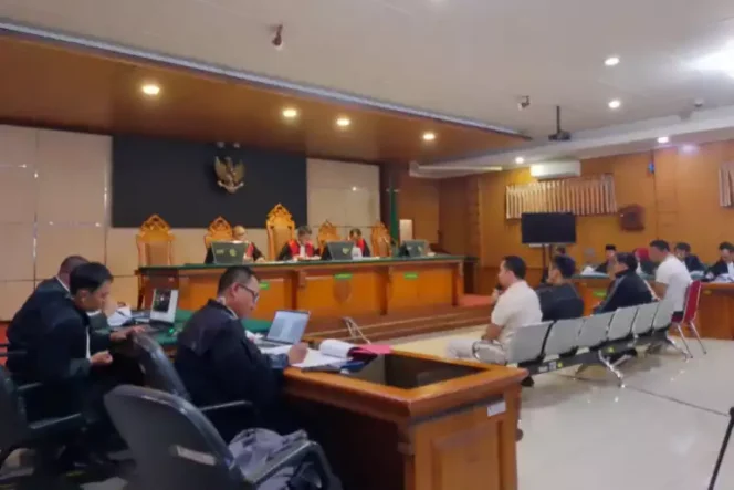 
Sidang Dugaan Suap Ijon Proyek Pemkab Bekasi, Kuasa Hukum Sebut Uang Pinjaman