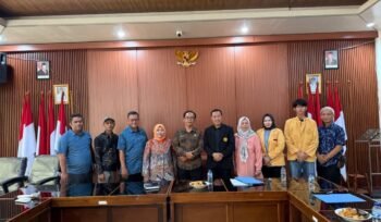 Photo: Audiensi Tim PKM Universitas Borobudur Pemerintahan Kecamatan Babakan Madang Bogor Jawa Barat (Doc.Ist) 