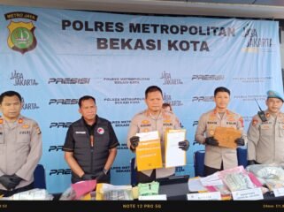 Photo: Kepolisian Resort Metropolitan Bekasi Kota saat gelar konferensi pers kasus peredaran jaringan narkoba lintas daerah (Doc.cam) 
