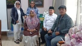 Photo: Sejumlah Tokoh Aktivis perempuan Nasional bersama kuasa hukum MS (Doc.Ist) 