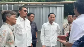 Sidak Komisi III DPRD Kabupaten Bekasi ke Peternakan Ayam di Pasirgombong, Cikarang Utara. (Dok: Istimewa)