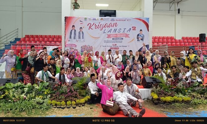 
Photo: Pemerintah Kota Bekasi Gelar Kegiatan kriyaan lansia tahun 2026 (Doc.cam) 