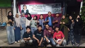 Photo: Anggota DPRD Kota Bekasi komisi II Yenny Kristianti bersama warga Kota baru Bekasi barat saat giat reses II tahun anggaran 2026.(Doc.cam) 
