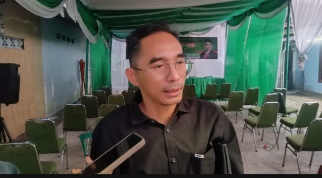 Photo: Anggota DPRD Kota Bekasi komisi I Alit Jamaluddin saat giat reses II tahun anggaran 2026 bersama warga bekasi bulak Margahayu (Doc.cam) 